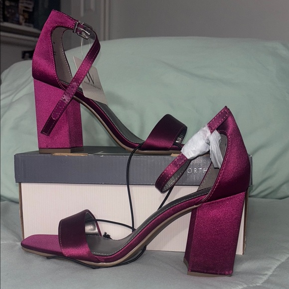 Worthington Pink Heels with Ankle Strap - Picture 3 of 4
